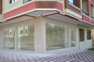 SATILIK İŞYERİ KARAMAN/MERKEZ CEPHELİ 142m² dir.